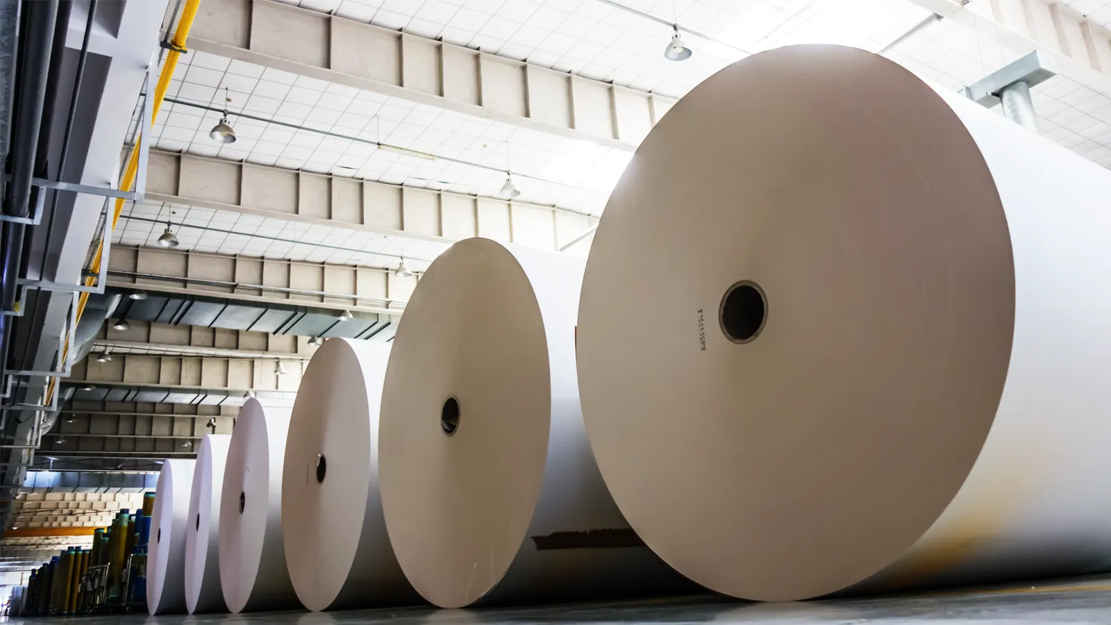 High-speed power and utility drives in a paper mill