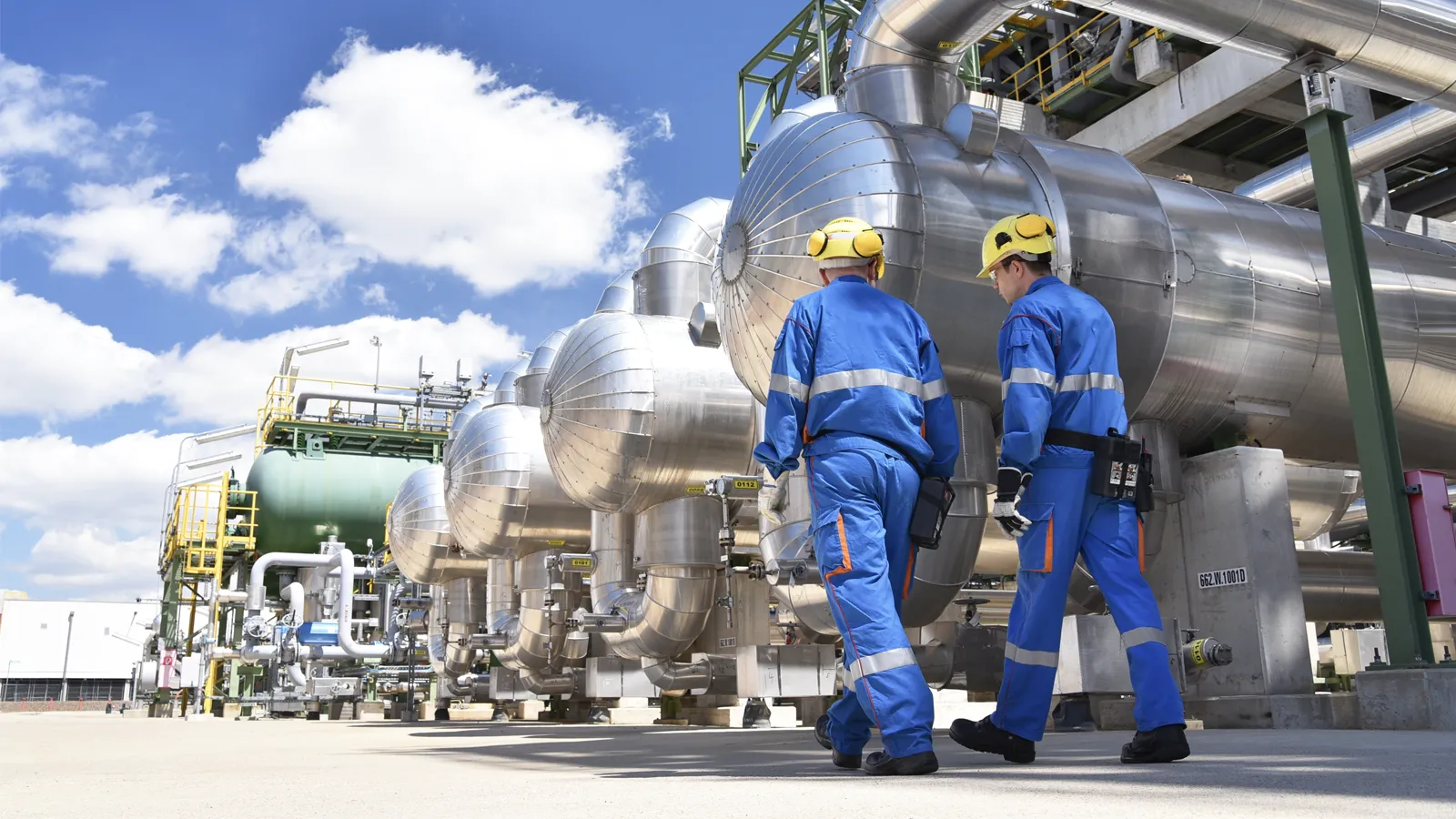 High-speed turbo machinery in a petrochemical plant